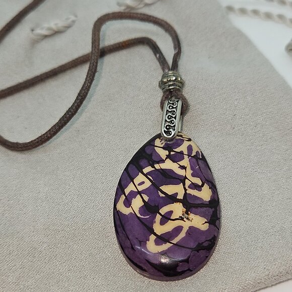 Purple/Black Adjustable Tear Drop Pendant Necklace - Picture 5 of 7